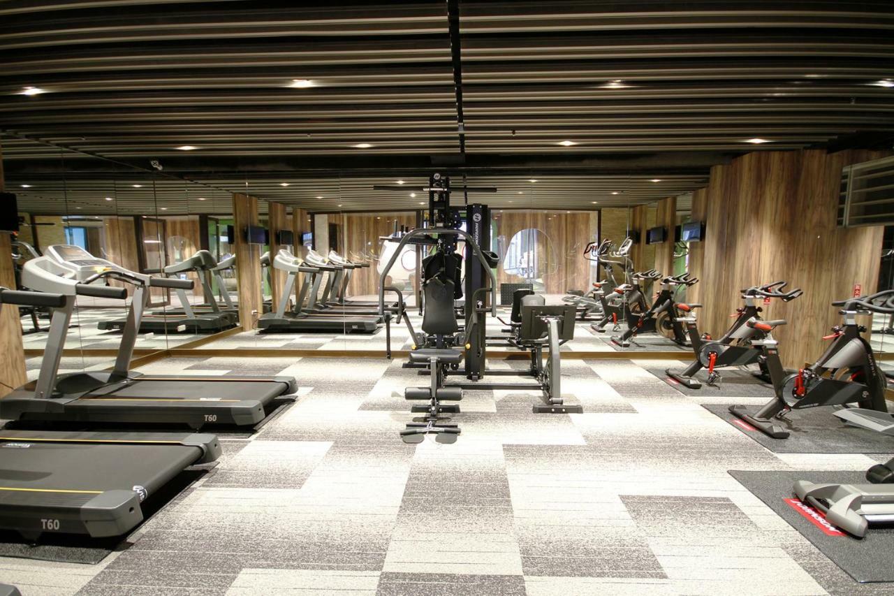 Grand Bay Resort Hotel Heng-ch'un Dış mekan fotoğraf The gym at the hotel